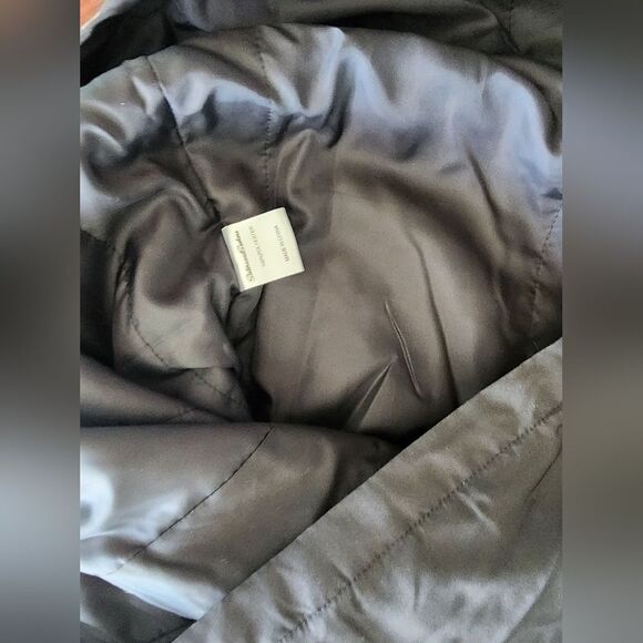 Sistersandseekers Black Puffer Coat with High Collar and Full-Length Zipper NWT - Picture 10 of 10